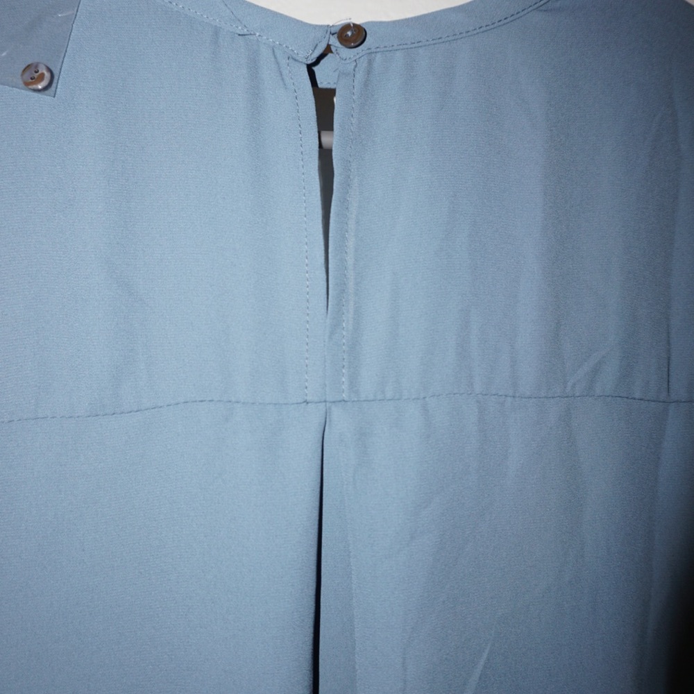 Blue Top - Picture 4 of 7